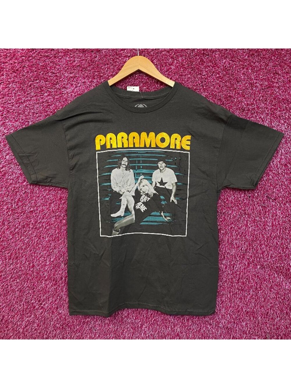 Paramore This Is Why Rock Band T-Shirt Large